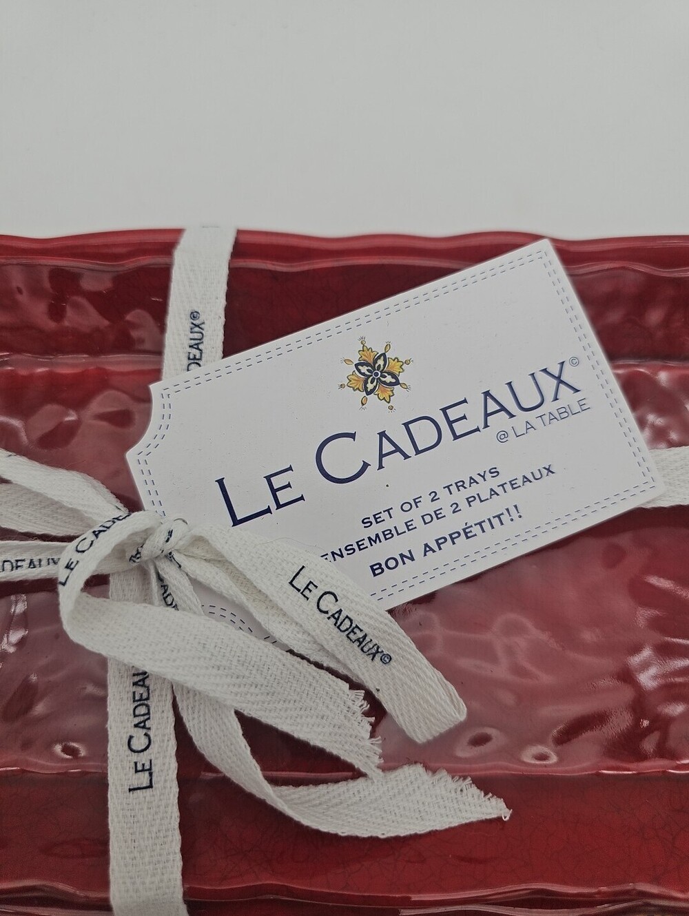 Le Cadeaux Garnet Red Melamine Biscuit Baguette Tray Gift Set 2pc Rare color